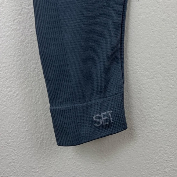 Set Active Women's Gray Leggings Women’s Size XL Seamless Activewear - Picture 2 of 4